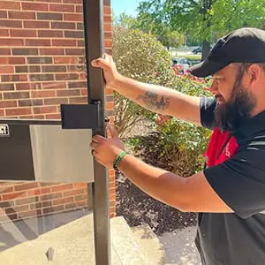 Kansas City Commercial Locksmith Conducts Door Repair