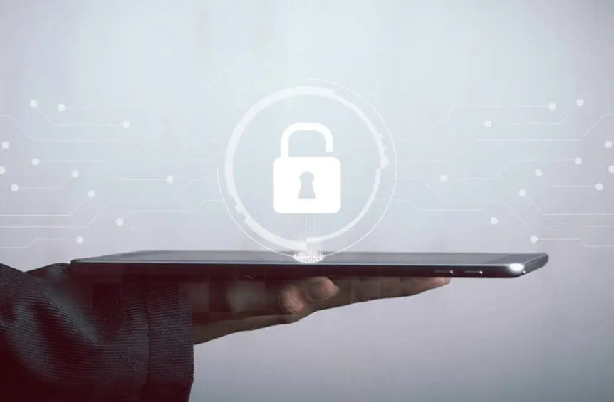 Keyless Door Lock Being Hacked