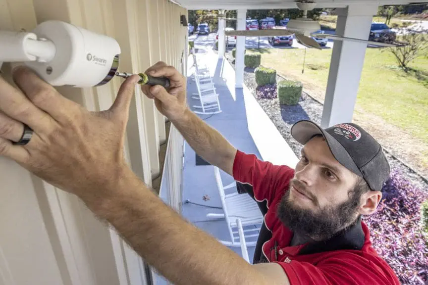 Featured image for “The Advantages of Cloud-Based Video Surveillance”