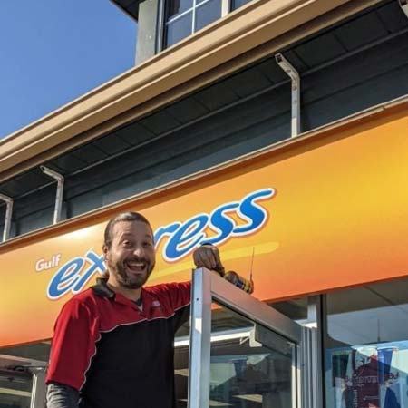 TFL locksmith provides Gulf Express store with commercial door repair near Springfield, MA