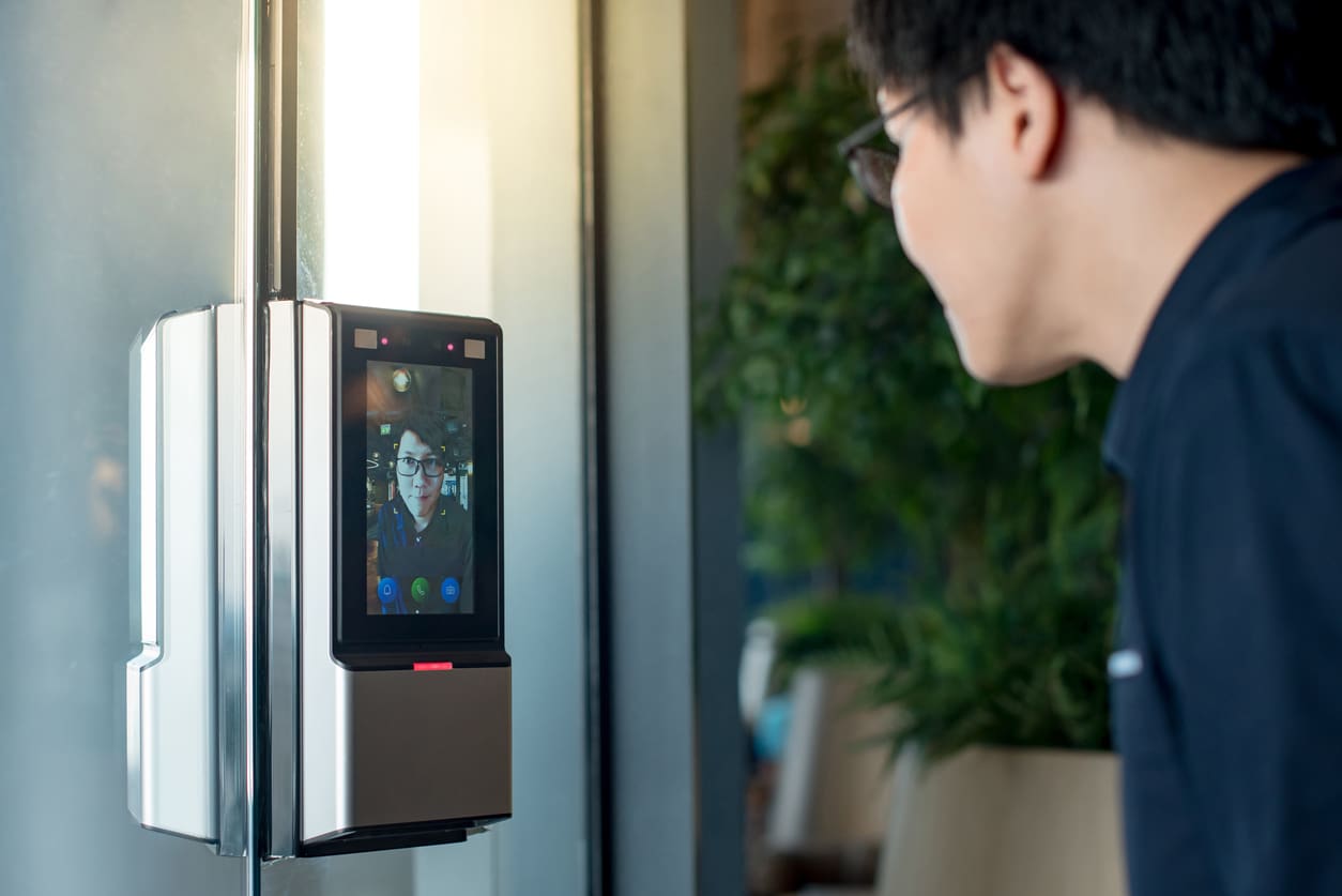 Touchless entry system at commercial business.